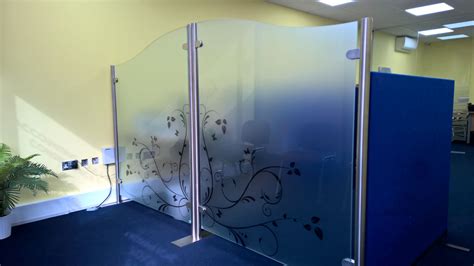 Freestanding Glass Screens Functional And Protective Glass Screen