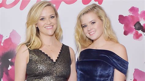 watch access hollywood interview reese witherspoon s lookalike daughter ava phillippe makes her