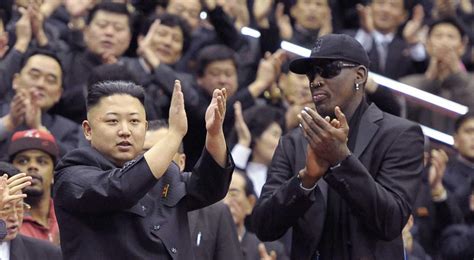 Ξανά στη Βόρεια Κορέα ο Ντένις Ρόντμαν Συναντήθηκε τελικά με τον Κιμ Γιονγκ Ουν βίντεο