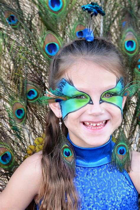 Prettiest Peacock Halloween Costume Ever Instructions To Make Are Here