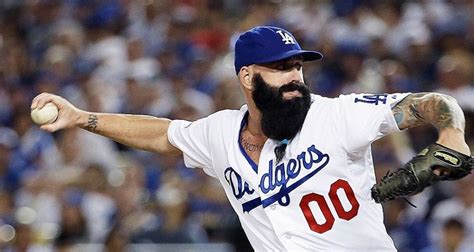 Los Angeles Dodgers Brian Wilson Adds Knuckleball To His Repertoire