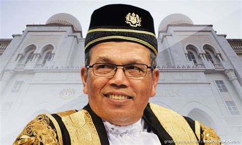 Chief judges of sabah and sarawak and malaya are the third and fourth highest positions in malaysian judiciary after the chief justice of the in 1994 the court was again change the name of the federal court of malaysia as part of the reformation. Md Raus sworn in as chief justice of Malaysia