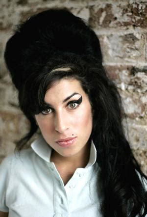 Amy Winehouse La Cover Di The Girl From Ipanema