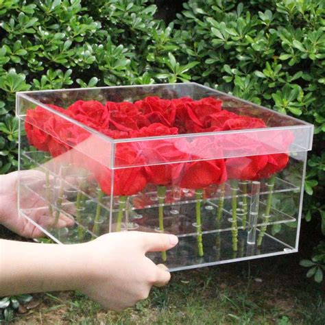 Luxury Handmade 25 Holes Clear Plastic Gift Acrylic Rose Flower Box