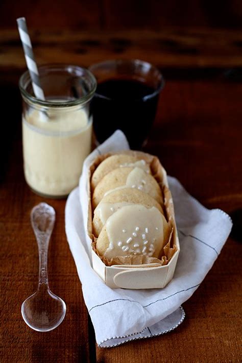 These cookies are a hybrid of a classic italian and a classic american treat. Iced Eggnog Cookies ... Hungry Girl Provida | Cookies ...
