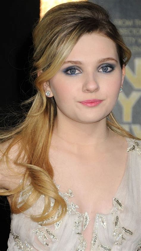 1366x768px 720p Free Download Actress Abigail Breslin Cute Hd Phone