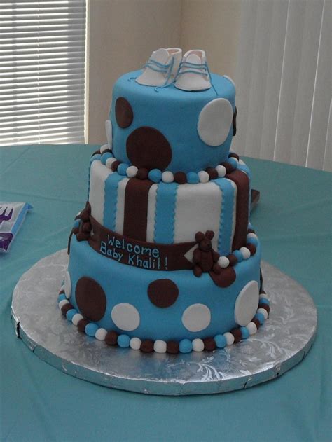 So, if you're throwing a baby shower for someone, it makes perfect sense to devote some planning to this particular detail. Great Ideas For Boys Baby Shower Cakes | FREE Printable ...