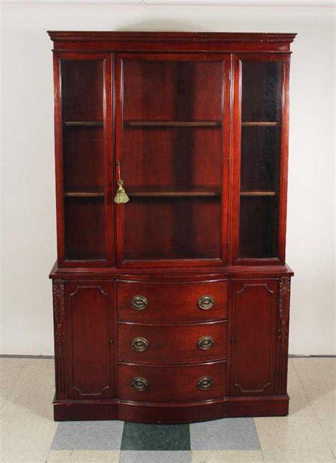 Vintage Duncan Phyfe Mahogany China Cabinet