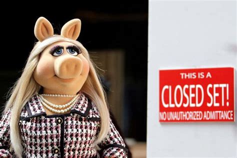 On ‘the Muppets Miss Piggy Has A Talk Show And A Chatty Staff The