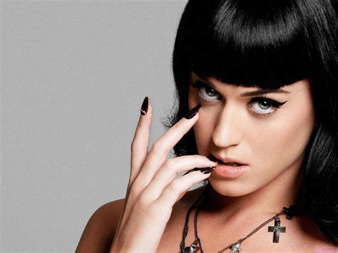 Katy Perry Beautiful Eyes Wallpapers ~ Taste Wallpapers