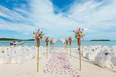 Porta del mar beach villas and apartments. Sun, surf and sand: Saving your beach wedding from ...