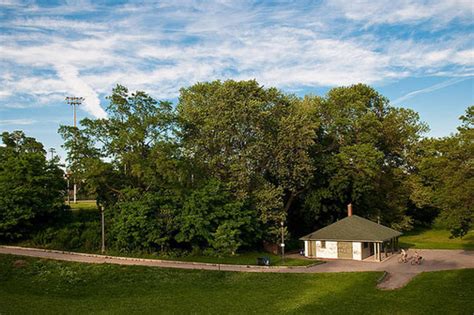 Toronto Parks: Trinity Bellwoods Park