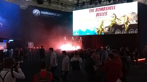 Gamescom 2018 The Bombshell Belles Youtube