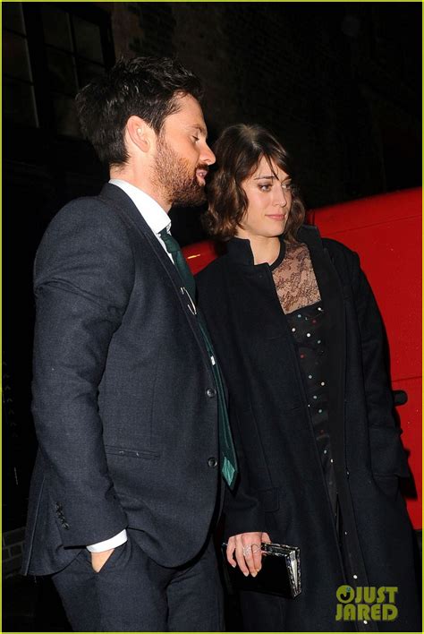 Photo Lizzy Caplan Fiance Tom Riley Enjoy Date Night In London 03 Photo 3814137 Just Jared