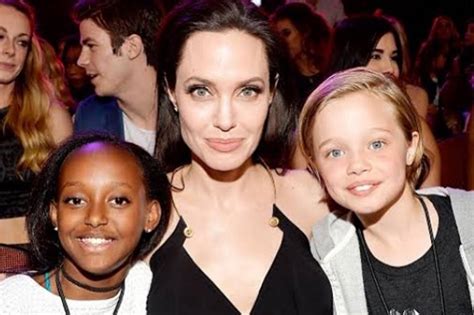 Shiloh Jolie Pitt reaparece tan alta y hermosa como su mamá en estas nuevas fotos