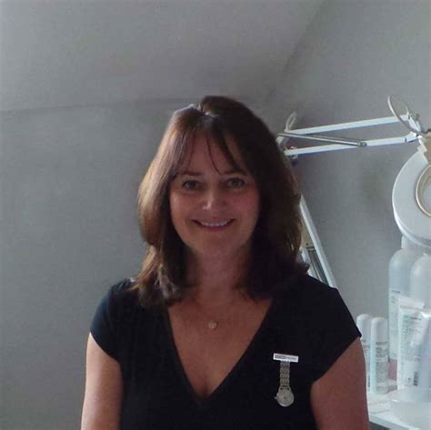Mary Kaufmann Skincare Specialist Cirencester