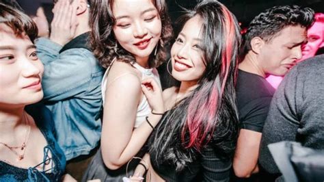 Nightlife In Shanghai 2023 A Guide To The Best Clubs Bars And