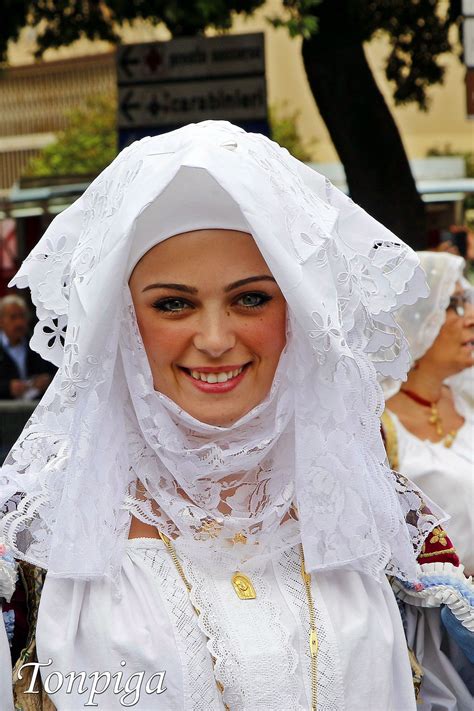 Cavalcata Sarda 2015 Traditional Outfits Costumes Around The World