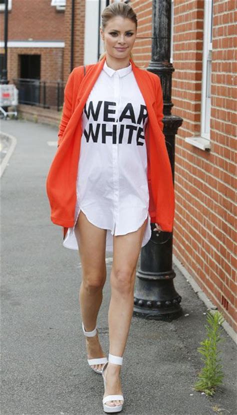 Wear White But No Trousers Chloe Sims Narrowly Avoids A Wardrobe