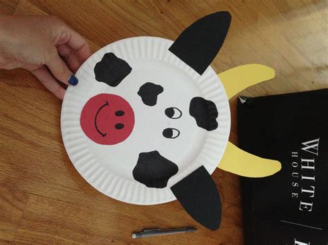 Paper Plate Cow Craft Cow Craft Paper Plates Wood Crafts Blog Fair