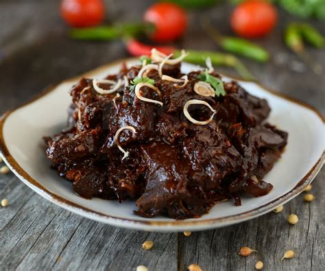 Gaulkan daging dengan sos lada hitam. 5 Idea Masakan Daging Yang Mudah & Sangat Sedap Dimakan ...