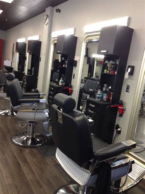 Barber shop in lamar, missouri. Barber Shop Cabinets Made by Vibra Cabinets | Ideas de ...