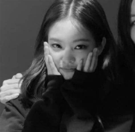 Jennie 제니 Bp Blackpink Iq Low Quality Icons Rare Pfp Kpop Gg Profile