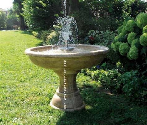 Fontaine Exterieur En Pierre De Jardin Jets Deau A Au Jardin Deden