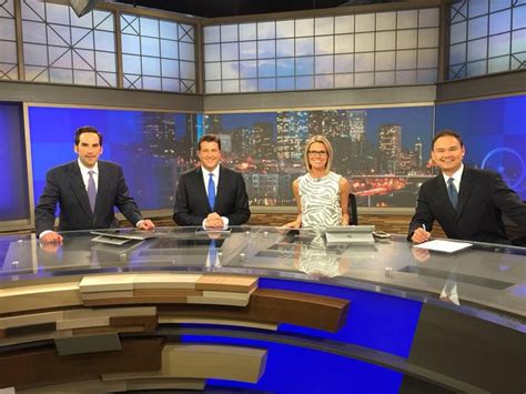 Q13 Fox 10pm News Team Pacific Northwest North America Canadian