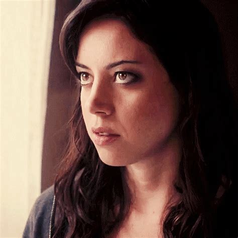 Aubrey Plaza Gifs See Aubrey Plaza Animated Images Doing Different