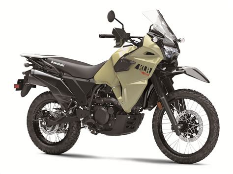 Klr® la motocicleta 650 está diseñada para potenciar tu pasión por escapar y explorar. First look: Kawasaki update legendary KLR650
