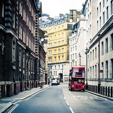 60点のロンドン 街並みの画像／写真／イメージ Getty Images Double Decker Bus Art Prints