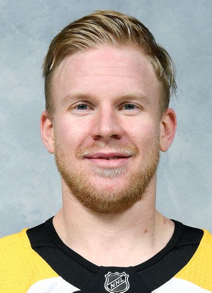 3 900 000 $ ufa (2022) Player photos for the 2019-20 Boston Bruins at hockeydb.com
