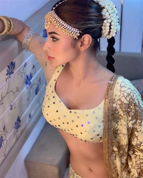 Mouni Roy Nude Pictures Present Her Wild Side Allure The Viraler