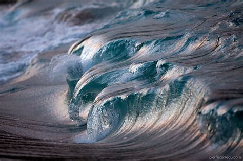Trending 20 Majestic Wave Photos That Capture The