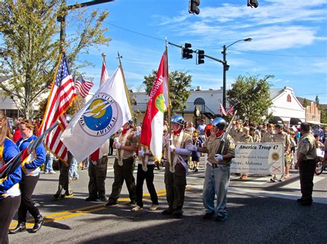 Veterans Paradesmall Town Traditionsfairhope Veterans Parade