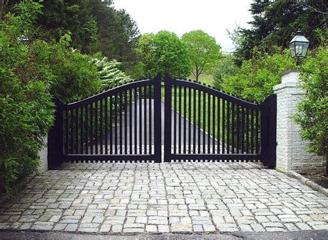 Wooden Driveway Gates In 2023 Entrance Gates Design Fence Gate