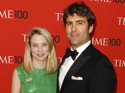 Yahoo Ceo Marissa Mayer Pregnant With Twin Girls