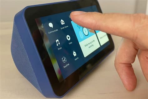 Amazon Echo Show 5 2nd Gen Review The Smallest Echo Display Gets A
