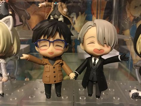 How To Make My Nendoroids Hold Hands —