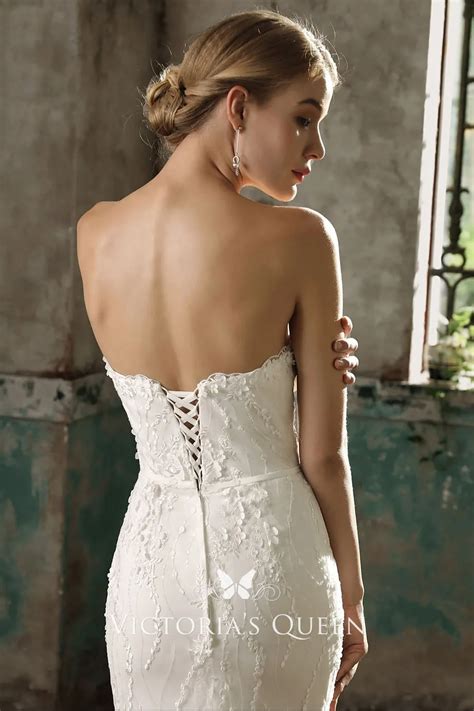 Strapless Lace Appliqued Fit And Flare Wedding Dress Vq