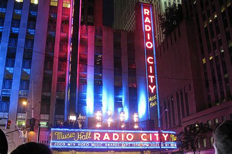 This Day In History For December 27 — Radio City Music Hall Opens And More