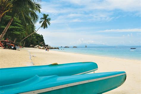 Samudra beach chalet located at teluk dalam on perhentian island with a clear water and white sandy beach, life corals, untouchable rain forest, sound of sea will make your dreams come true. Pakej Perhentian Samudra Beach Chalet