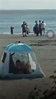 海灘搭帳篷「四腳獸」 遭人偷拍瘋傳
