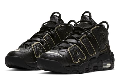 El Nike Air More Uptempo Se Viste De Negro Y Oro Desempacados