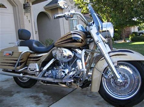 Mine is a flhx 2012 vance hines headers rhinhart mufflers screaming eagle air kit. 2003 Harley-Davidson® FLHRSEI2 Screamin' Eagle® Road King ...