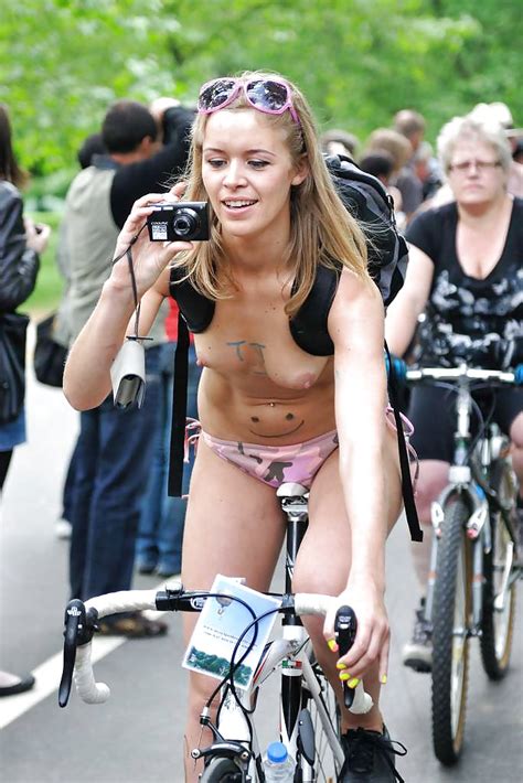 Naked Bike Ride Cycling Showing Titis Pussies Some Cocks Photo