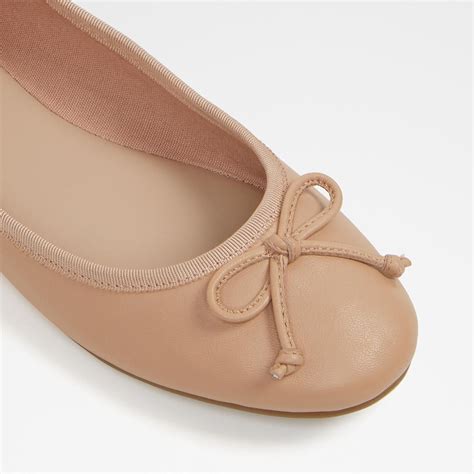 Pin On Fashion Nude Ballet Flats
