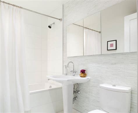 Westside tile & store offers glass tile in a wide range of vibrant options, sizes and patterns like multicolored mosaic glass tile, reflective glass pattern and many more. 36 white glass bathroom tile ideas and pictures 2019