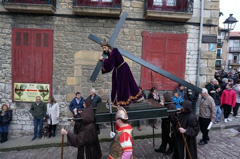 Easter Processions — San Sebastián Details